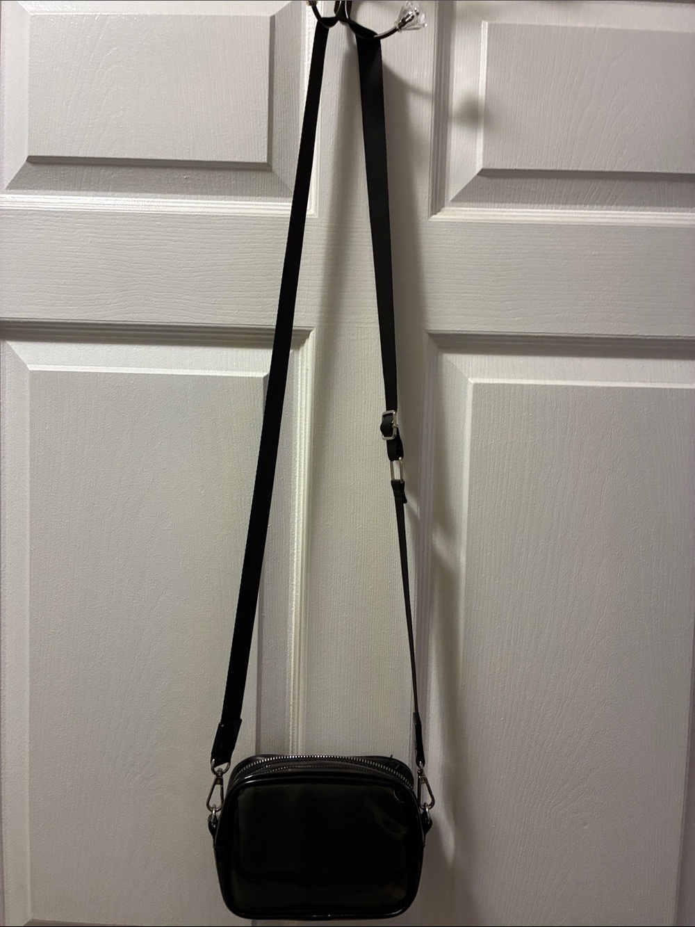 Black clear Crossbody Sleek Shoulder Bag w/removable straps. Stadium approved